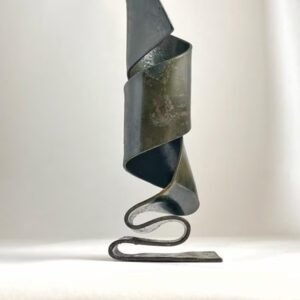 sculptured ribbon candle holder